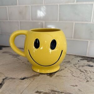 Vintage McCoy Smiley Face Mug
